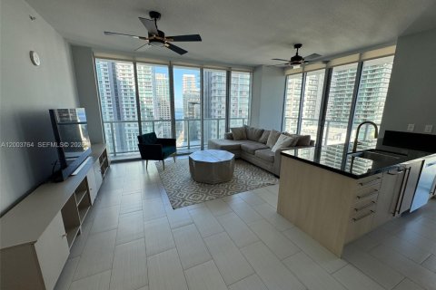 Condo in Miami, Florida, 2 bedrooms  № 2068850 - photo 4