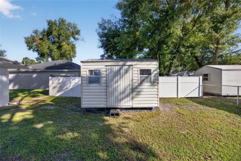 House in Summerfield, Florida 3 bedrooms, 205.22 sq.m. № 2419821 - photo 27