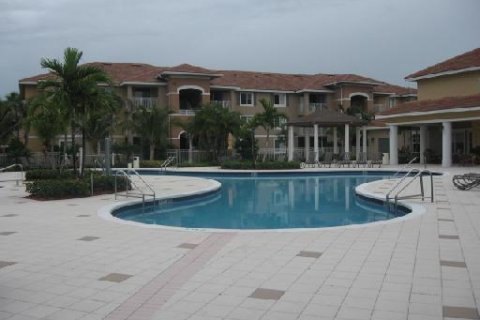 Condo in West Palm Beach, Florida, 3 bedrooms  № 1068020 - photo 1