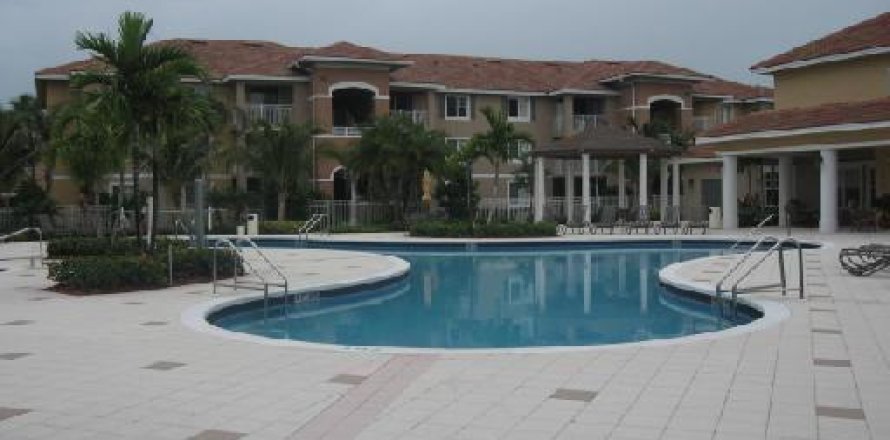 Condo in West Palm Beach, Florida, 3 bedrooms  № 1068020