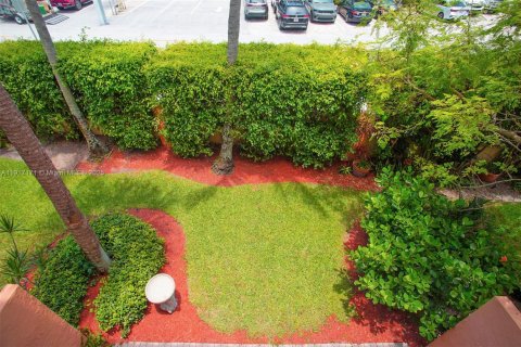 Купить таунхаус в Дирфилд-Бич, Флорида 3 спальни, 200.11м2, № 1972400 - фото 14