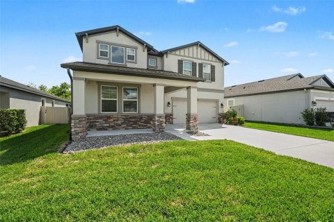 House in Wesley Chapel, Florida 4 bedrooms, 240.52 sq.m. № 2117918 - photo 3