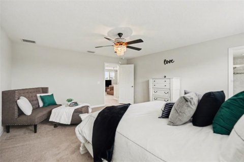 House in Wesley Chapel, Florida 4 bedrooms, 240.52 sq.m. № 2117918 - photo 22