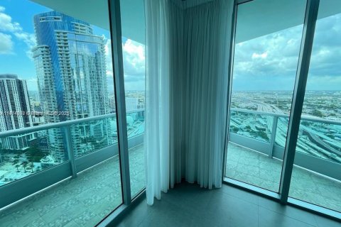 Condo in Miami, Florida, 2 bedrooms  № 1955896 - photo 6