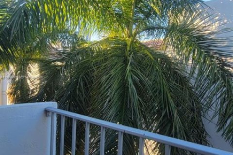 Appartement à louer à Miami Beach, Floride: 39.3 m2 № 2060319 - photo 4