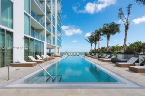 Condominio en alquiler en Miami, Florida, 1 dormitorio, 73.39 m2 № 2078053 - foto 7