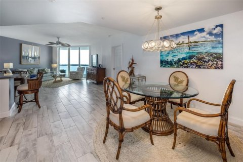 Condo in Daytona Beach, Florida, 2 bedrooms № 2156861 - photo 8