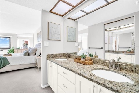 Condominio en venta en Clearwater, Florida, 2 dormitorios, 142.14 m2 № 2229131 - foto 27