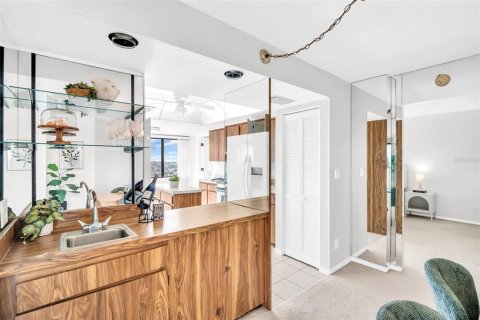Condominio en venta en Clearwater, Florida, 2 dormitorios, 142.14 m2 № 2229131 - foto 16