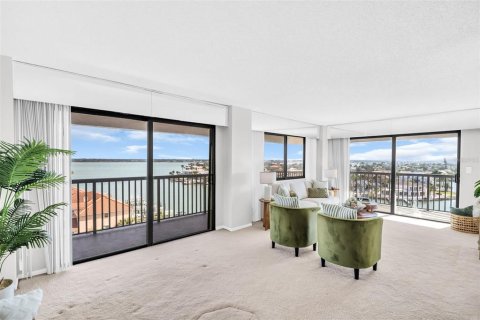 Condominio en venta en Clearwater, Florida, 2 dormitorios, 142.14 m2 № 2229131 - foto 9