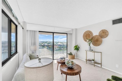 Condominio en venta en Clearwater, Florida, 2 dormitorios, 142.14 m2 № 2229131 - foto 11