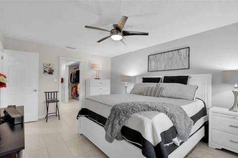 Condo in Leesburg, Florida, 2 bedrooms  № 2104454 - photo 19