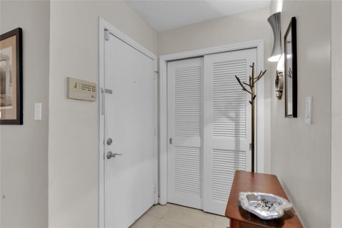 Condo in Leesburg, Florida, 2 bedrooms  № 2104454 - photo 4