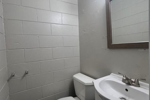 Снять в аренду коммерческую недвижимость в Таварес, Флорида 1419.55м2, № 997500 - фото 6