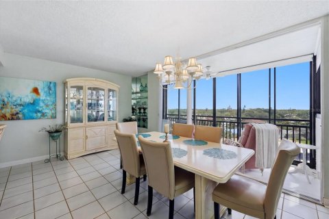 Condominio en venta en Venice, Florida, 2 dormitorios, 119.29 m2 № 2151484 - foto 5