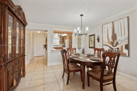 Condo in Lauderhill, Florida, 2 bedrooms  № 1713456 - photo 6