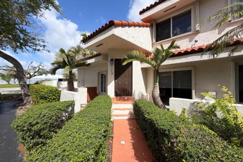 Таунхаус в Майами, Флорида 3 спальни, 124.12м2 № 2055987