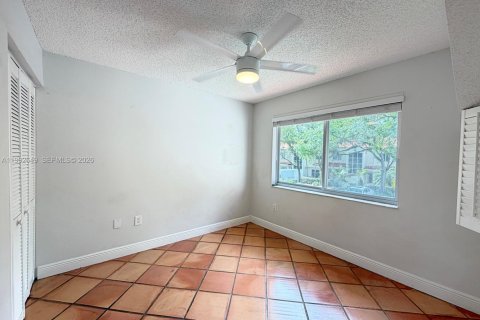 Снять в аренду таунхаус в Майами, Флорида 3 спальни, 124.12м2, № 2055987 - фото 21