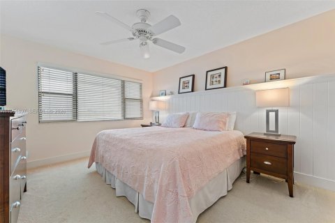 Condominio en alquiler en Hutchinson Island South, Florida, 1 dormitorio, 68.75 m2 № 2054309 - foto 10