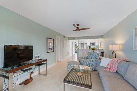 Condominio en alquiler en Hutchinson Island South, Florida, 1 dormitorio, 68.75 m2 № 2054309 - foto 5
