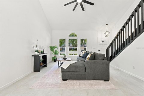 Villa ou maison à vendre à Lake Mary, Floride: 4 chambres, 161.56 m2 № 2396751 - photo 7