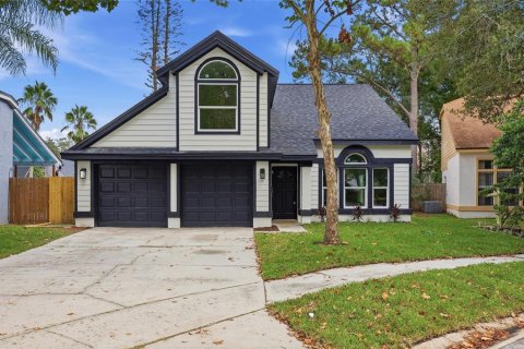 Villa ou maison à Lake Mary, Floride 4 chambres, 161.56 m2 № 2396751