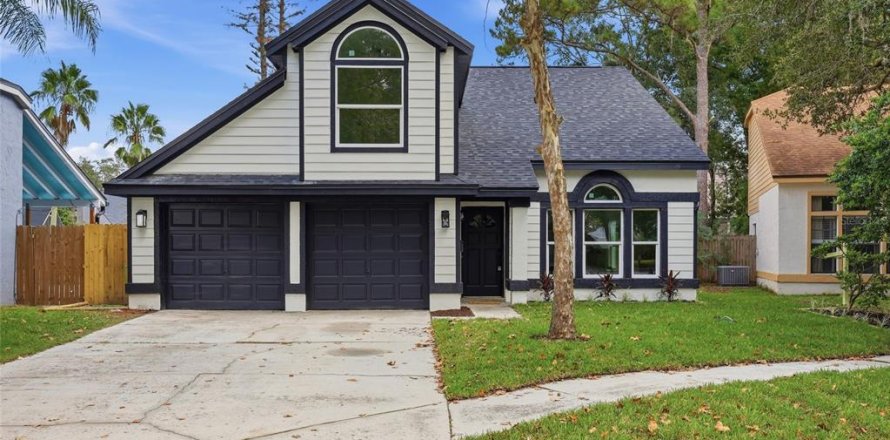 Villa ou maison à Lake Mary, Floride 4 chambres, 161.56 m2 № 2396751