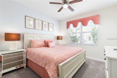 House in Four Corners, Florida 5 bedrooms, 286.23 sq.m. № 2396154 - photo 13