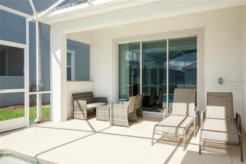 House in Four Corners, Florida 5 bedrooms, 286.23 sq.m. № 2396154 - photo 25