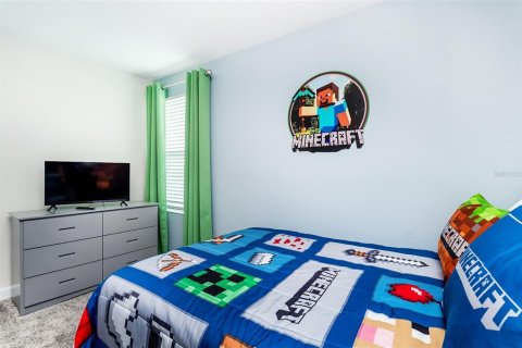 Casa en venta en Kissimmee, Florida, 8 dormitorios, 398.46 m2 № 1740448 - foto 19