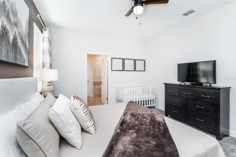 Casa en venta en Kissimmee, Florida, 8 dormitorios, 398.46 m2 № 1740448 - foto 12