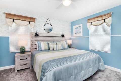 Casa en venta en Kissimmee, Florida, 8 dormitorios, 398.46 m2 № 1740448 - foto 17