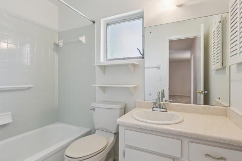 House in Bradenton, Florida 2 bedrooms, 79.52 sq.m. № 1824105 - photo 16