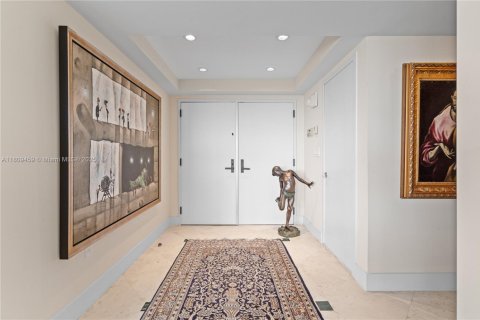 Condo in Miami, Florida, 3 bedrooms  № 1977194 - photo 30