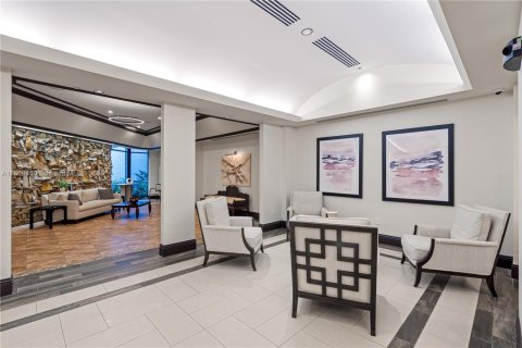 Condo in Miami, Florida, 3 bedrooms  № 1977194 - photo 25