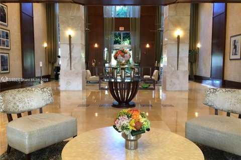 Condominio en alquiler en Aventura, Florida, 1 dormitorio, 79.9 m2 № 1898138 - foto 16