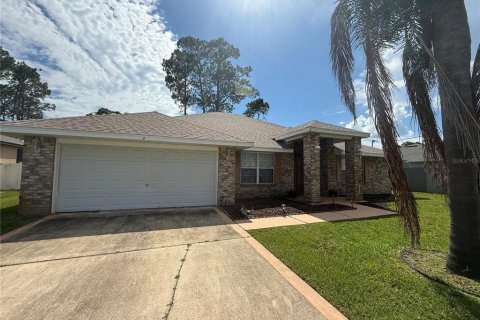 Casa en Palm Coast, Florida 4 dormitorios, 227.7 m2 № 2149904