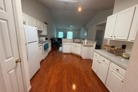 House in Palm Coast, Florida 4 bedrooms, 227.7 sq.m. № 2149904 - photo 10
