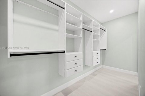 Casa en alquiler en West Palm Beach, Florida, 4 dormitorios № 1998325 - foto 8