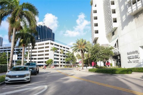 Copropriété à vendre à Miami, Floride: 1 chambre, 73.49 m2 № 2286139 - photo 4