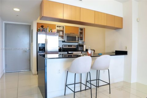 Copropriété à vendre à Miami, Floride: 1 chambre, 73.49 m2 № 2286139 - photo 18