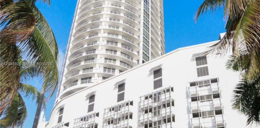 Condo à Miami, Floride, 1 chambre  № 2286139