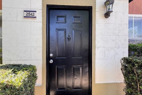 Condo in Orlando, Florida, 2 bedrooms  № 2213312 - photo 4