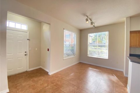 Condo in Orlando, Florida, 2 bedrooms  № 2213312 - photo 5