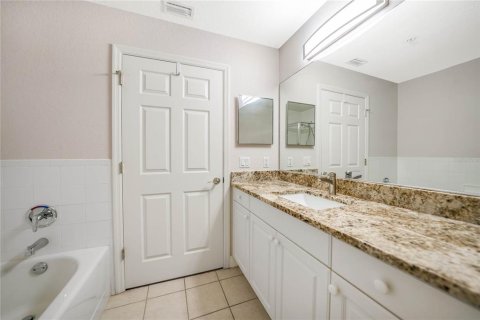 Condo in Punta Gorda, Florida, 2 bedrooms  № 651035 - photo 21