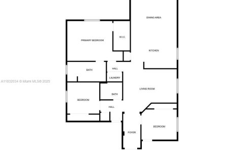 House in Miami, Florida 3 bedrooms, 173.73 sq.m. № 1943535 - photo 3