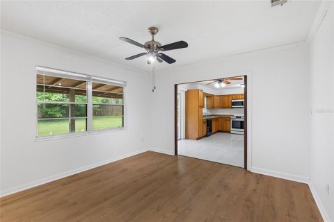 House in Gainesville, Florida 4 bedrooms, 139.91 sq.m. № 1792670 - photo 17