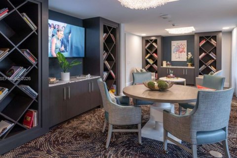 Apartamento en alquiler en Doral, Florida, 1 dormitorio, 90.49 m2 № 2169086 - foto 5