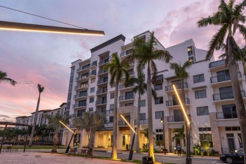 Apartamento en alquiler en Doral, Florida, 1 dormitorio, 90.49 m2 № 2169086 - foto 14