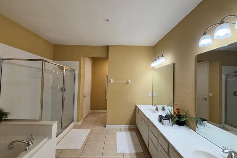 Copropriété à vendre à Orlando, Floride: 2 chambres, 169.36 m2 № 2372965 - photo 11